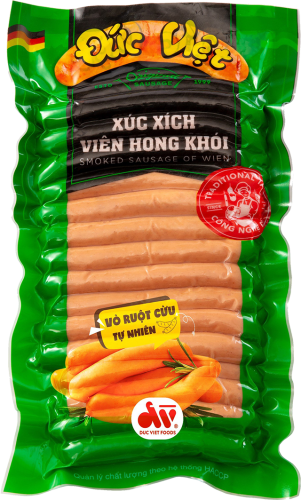 Xúc xích xông khói (xúc xích hông khói) là sản phẩm chế biến từ thịt xay mịn (thường là thịt heo, bò hoặc kết hợp) tẩm ướp gia vị, nhồi vào vỏ (vỏ nhân tạo hoặc vỏ ruột cừu/heo tự nhiên) và trải qua quá trình xông khói chín.